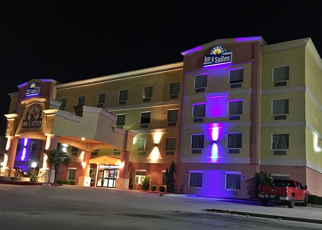Robinson Inn And Suites ภายนอก รูปภาพ